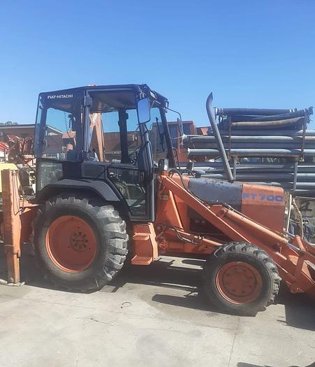 Usato Terna Gommata Fiat-Hitachi FT 700