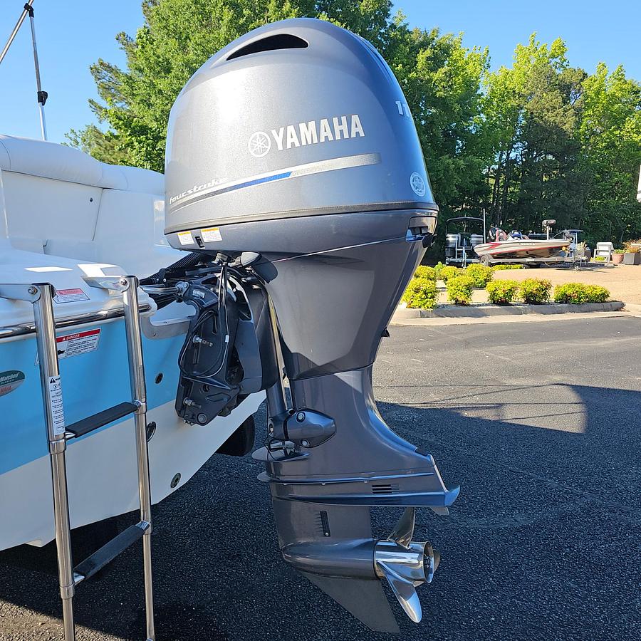 Used 2017 Sea Hunt 196 Ultra