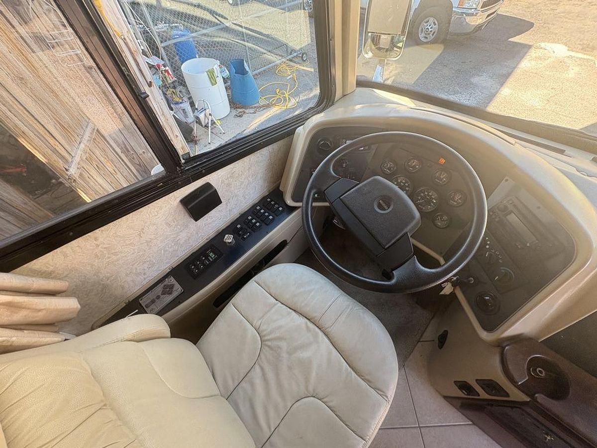Used 2006 Tiffin Motorhomes Phateon 40 QSH