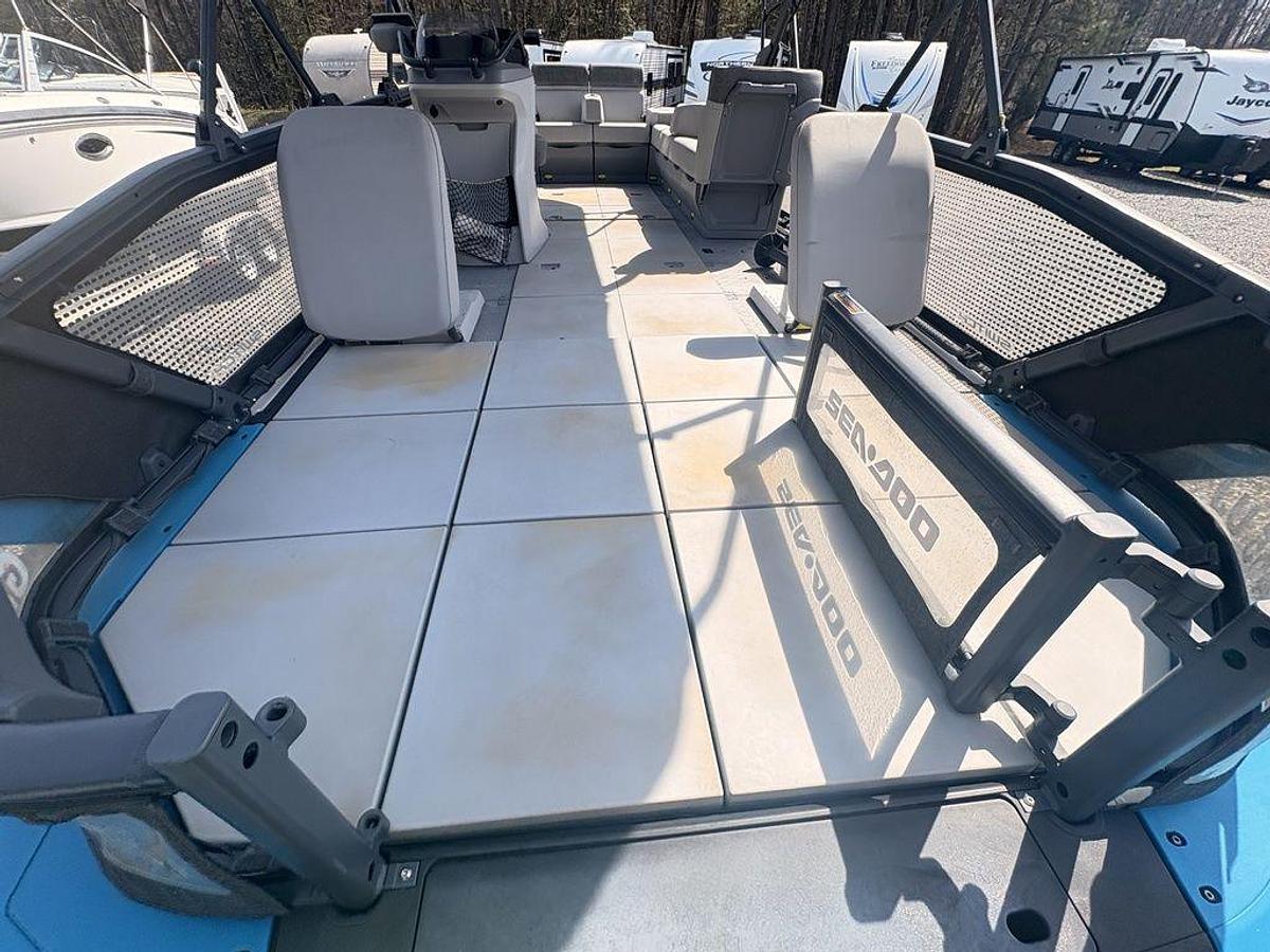 Used 2022 Sea-Doo Switch Cruise