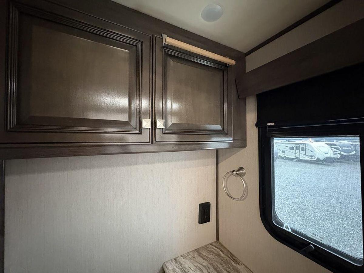 Used 2020 Holiday Rambler Admiral 34J