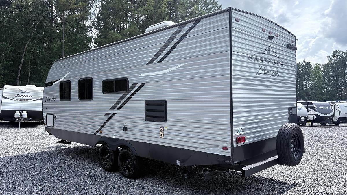 Used 2022 East to West M-25KRB