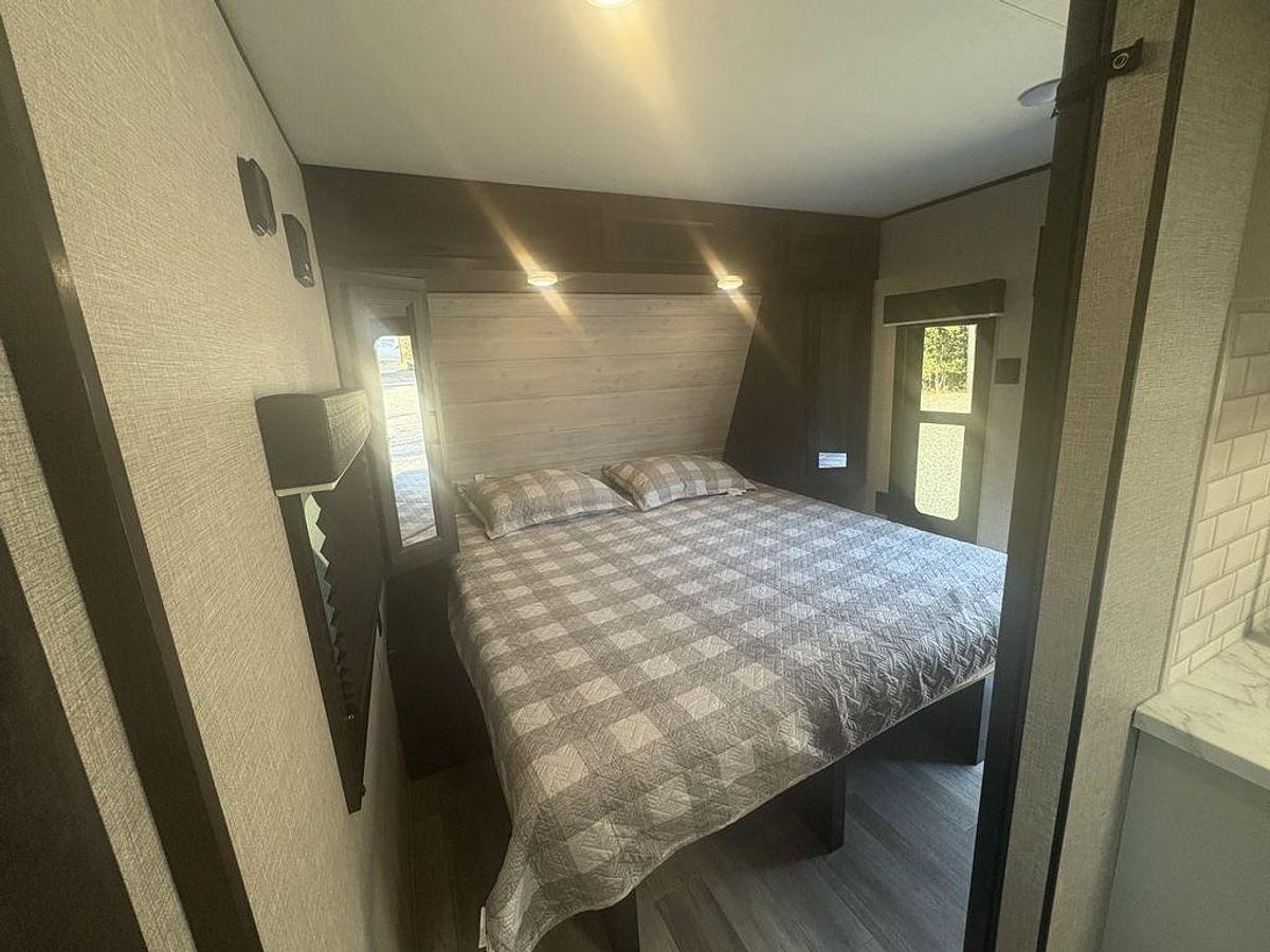 Used 2022 Jayco Jay Flight 28BHS