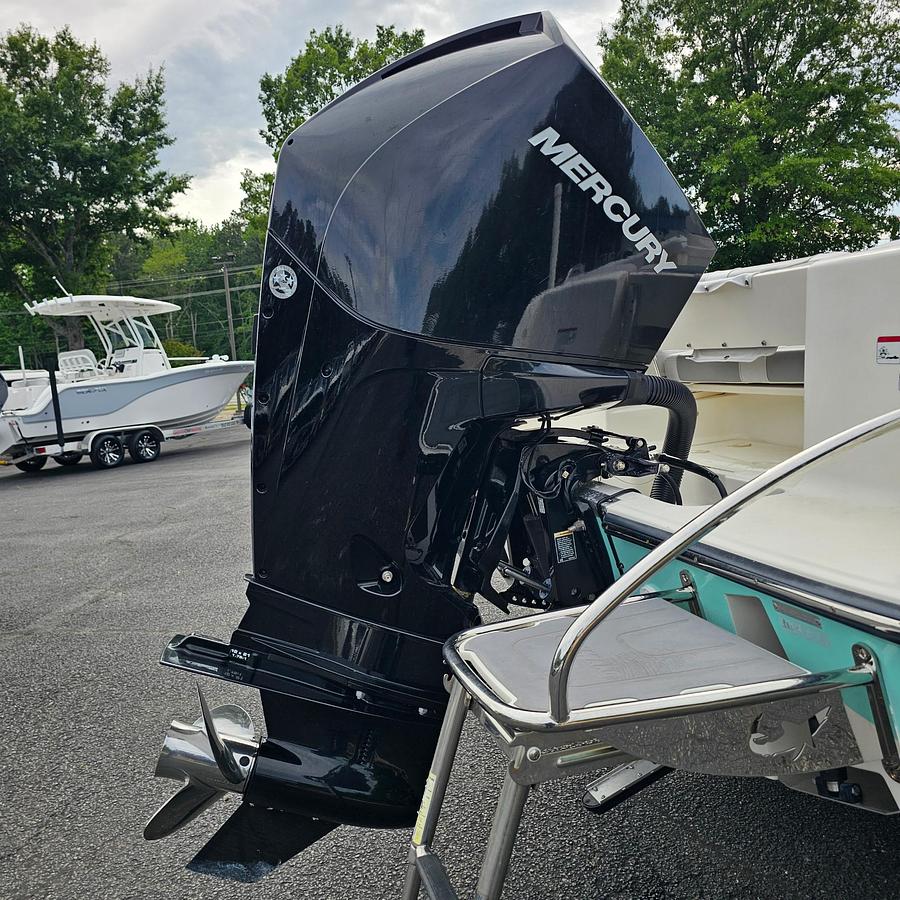 Used 2022 Mako Marine 214 CC