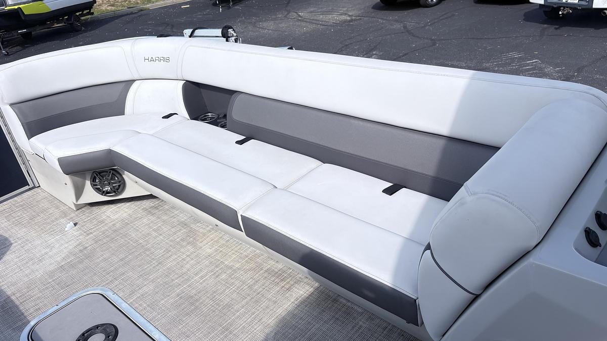Used 2022 Harris Cruiser 250