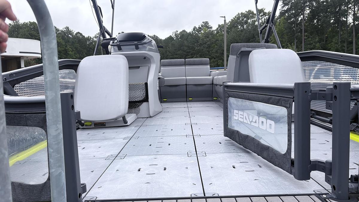 Used 2024 Sea Doo Switch Cruise 18