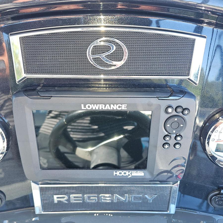 Used 2023 Regency 250 DL3