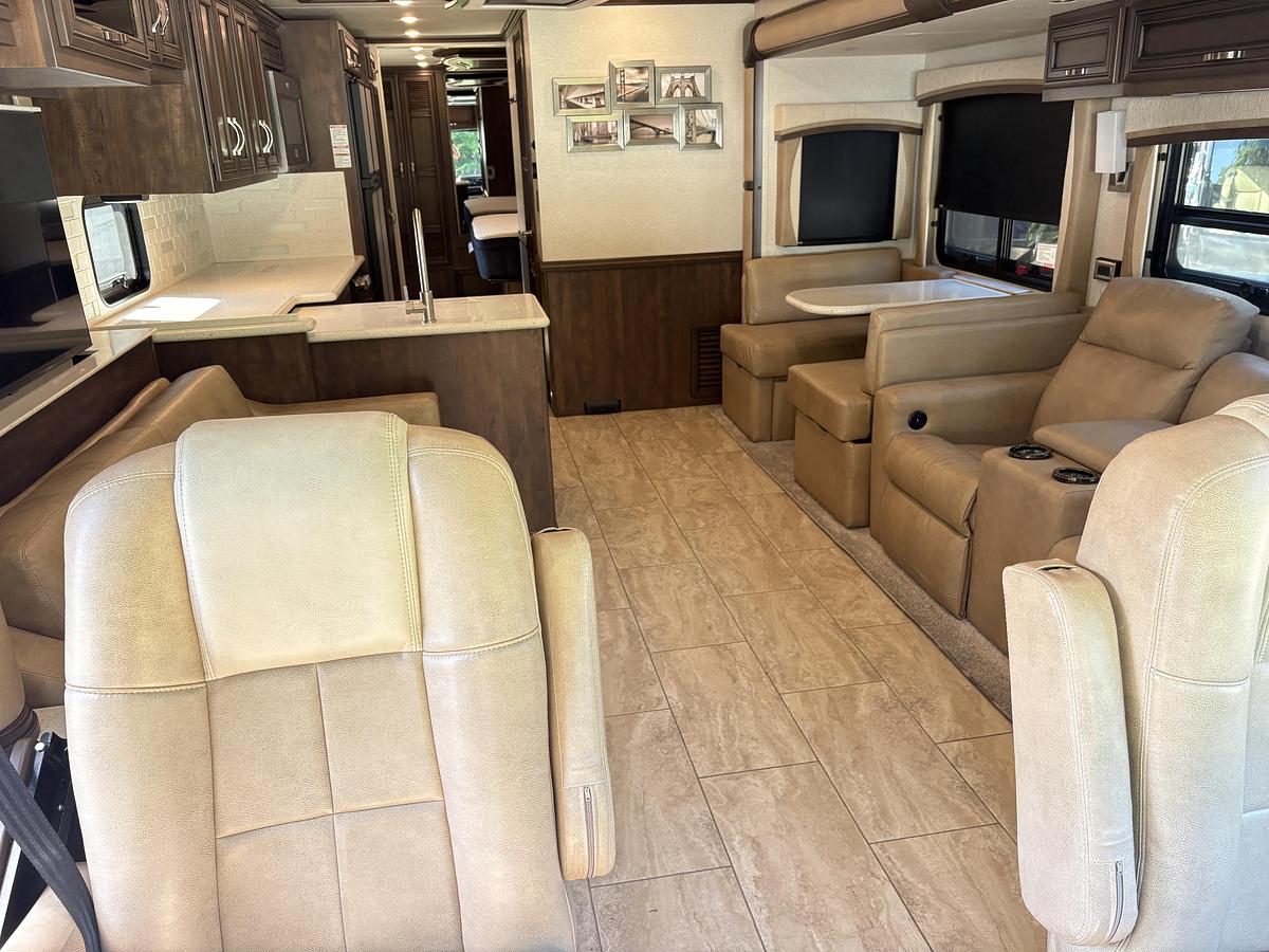 Used 2021 Newmar Kountry Star 3717