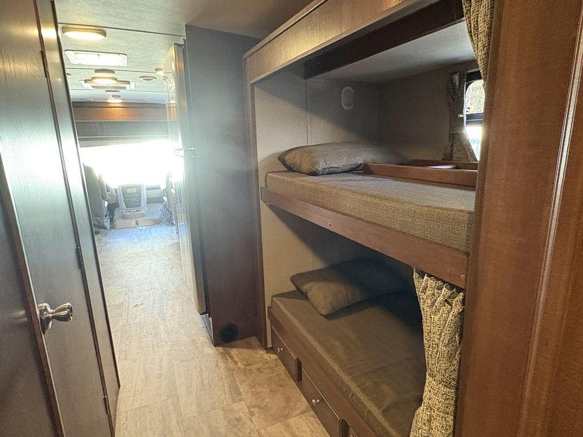 Used 2018 Forest River Georgetown 5 Series GT5 36B5