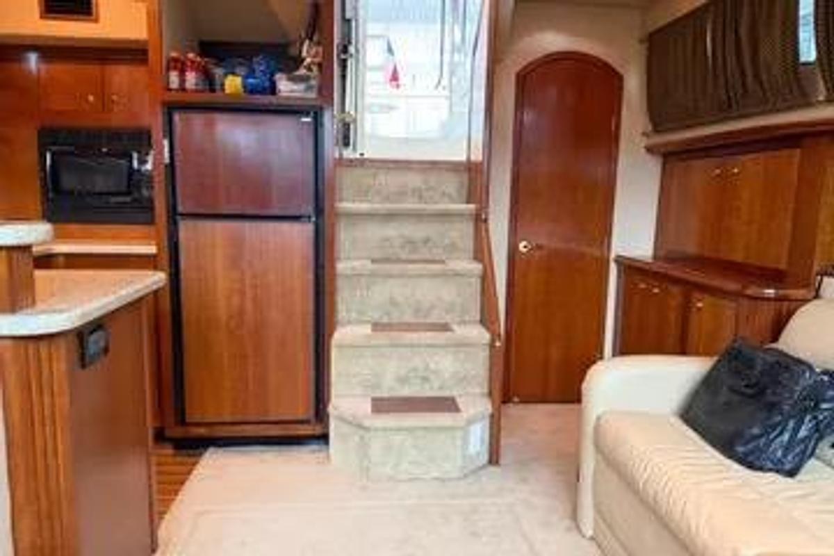 Used 2003 Cruisers Yachts  405 Express Motoryacht