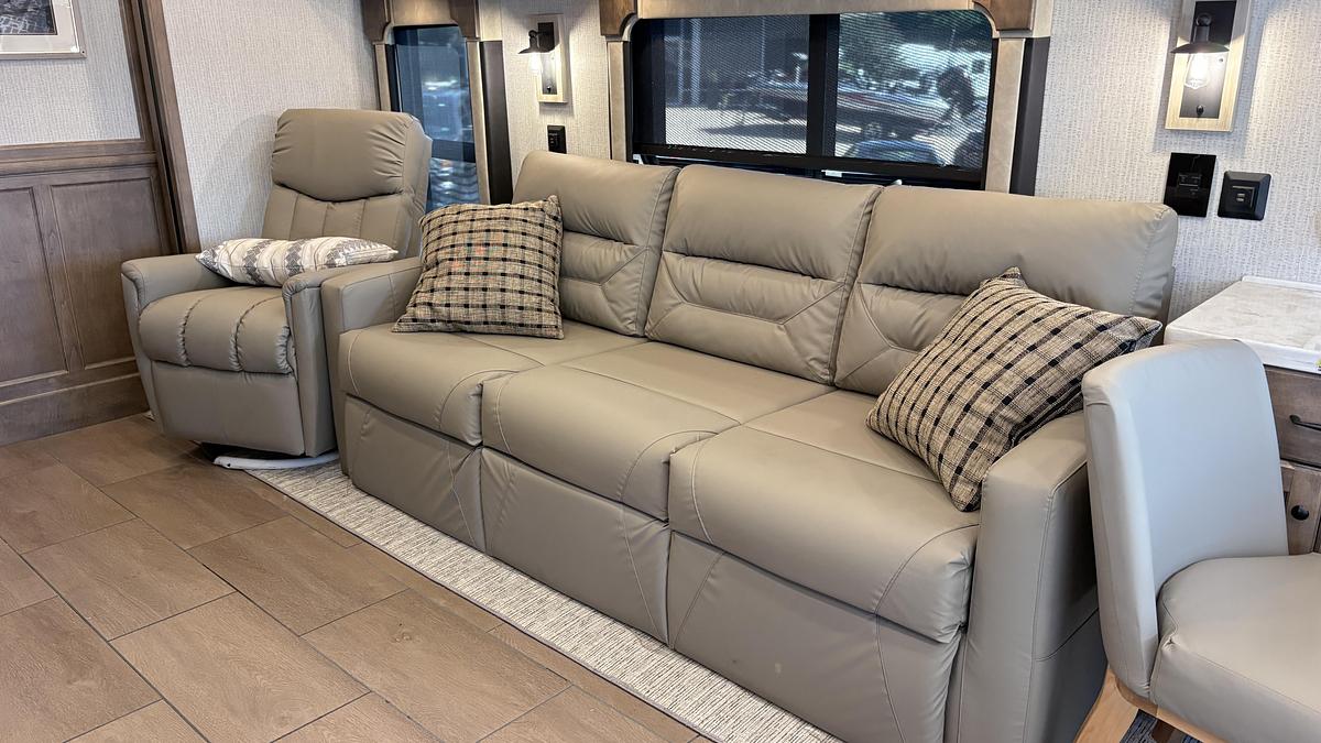 Used 2026 Tiffin Allegro 36LA