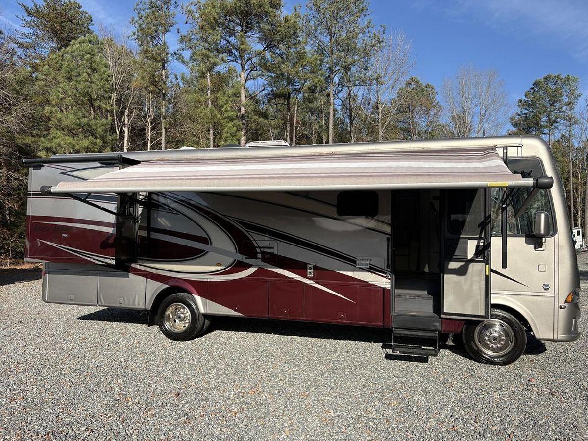 Used 2020 Newmar Bay Star Sport 3008