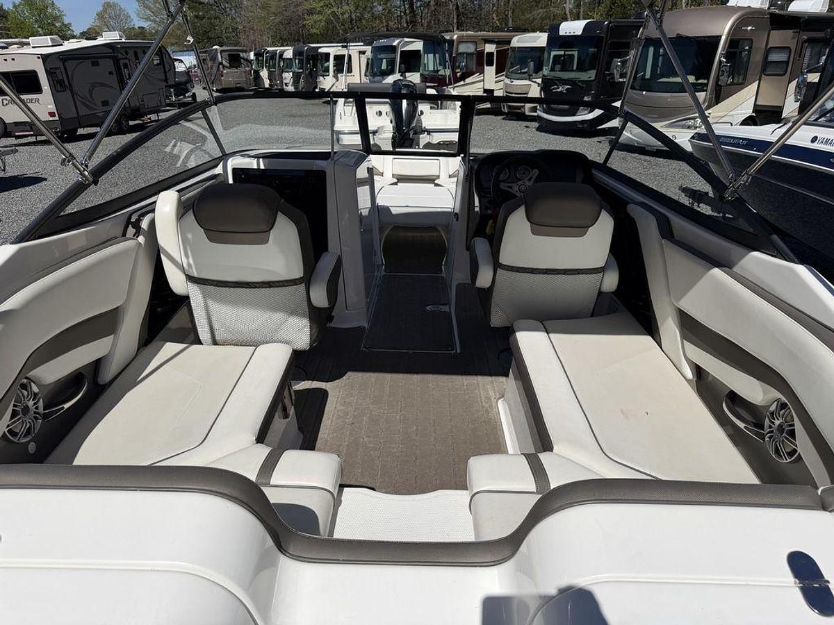 Used 2016 Yamaha 242 Limited S