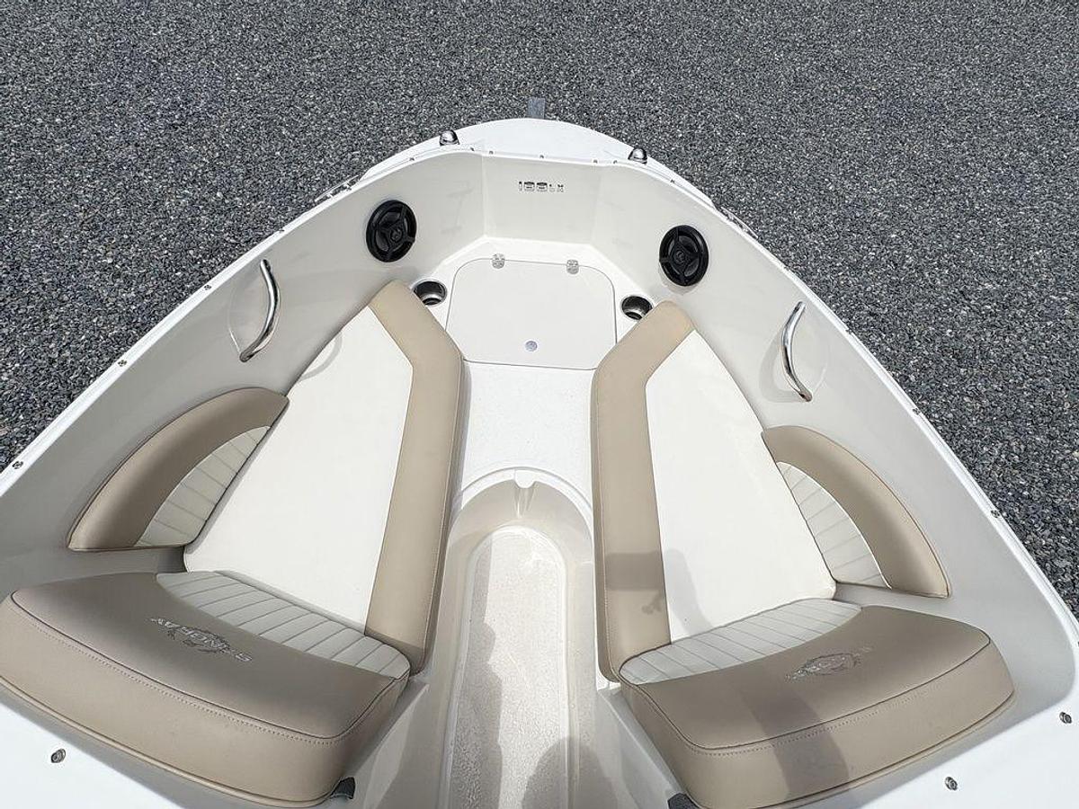 Used 2016 Stingray 188LX