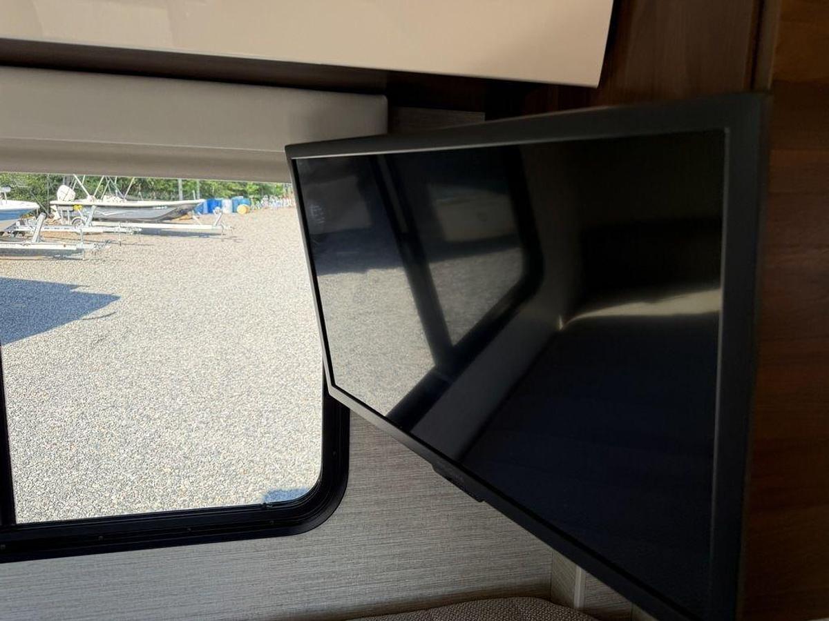 Used 2024 Winnebago View 24V