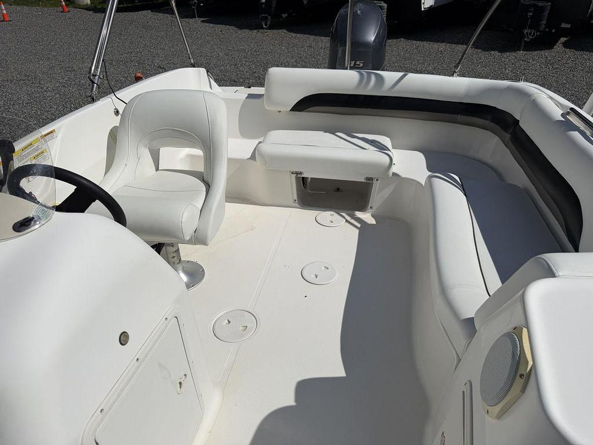 Used 2012 Hurricane Sundeck 188