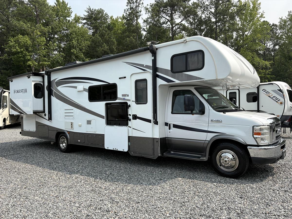 Used 2017 Forest River Forester 3011DS