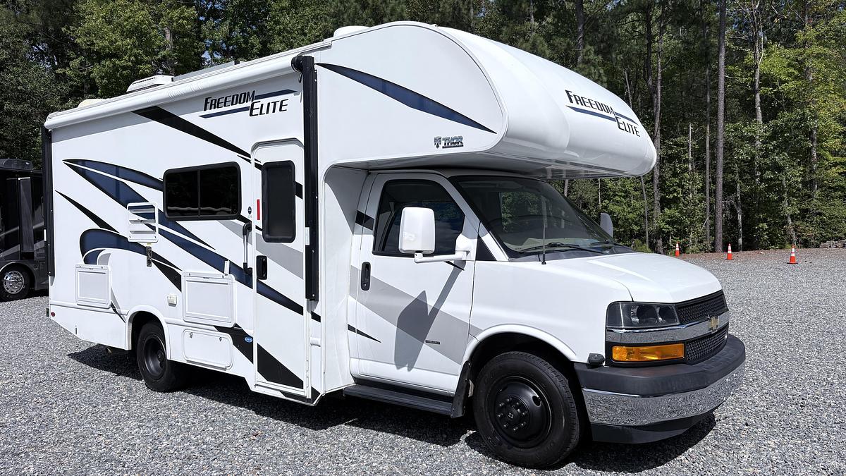 Used 2020 Thor Freedom Elite M-22FE