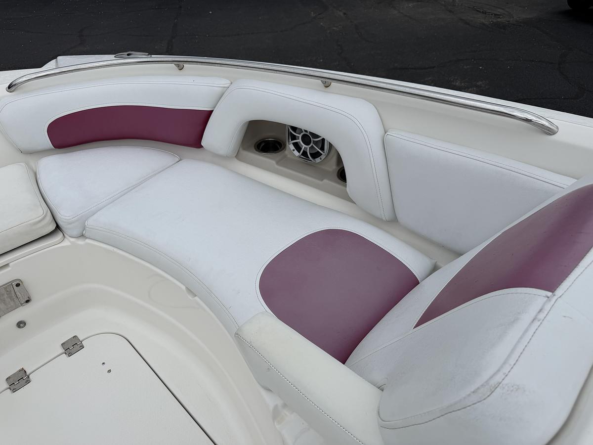Used 2012 Chaparral 264 Sunesta