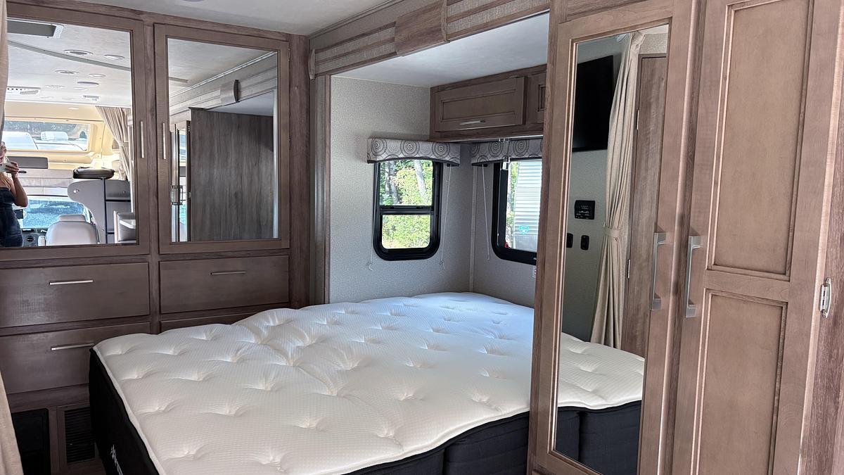 Used 2019 Entegra 24B