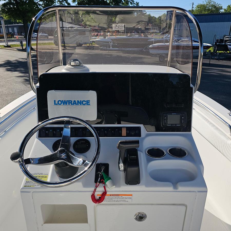 Used 2017 Sea Hunt 196 Ultra