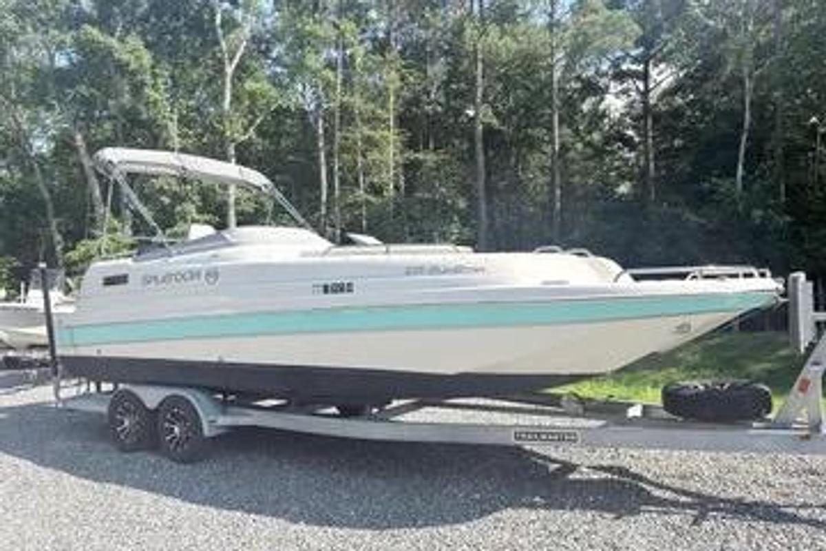 Used 2022 Splendor Boats 239 Sunstar