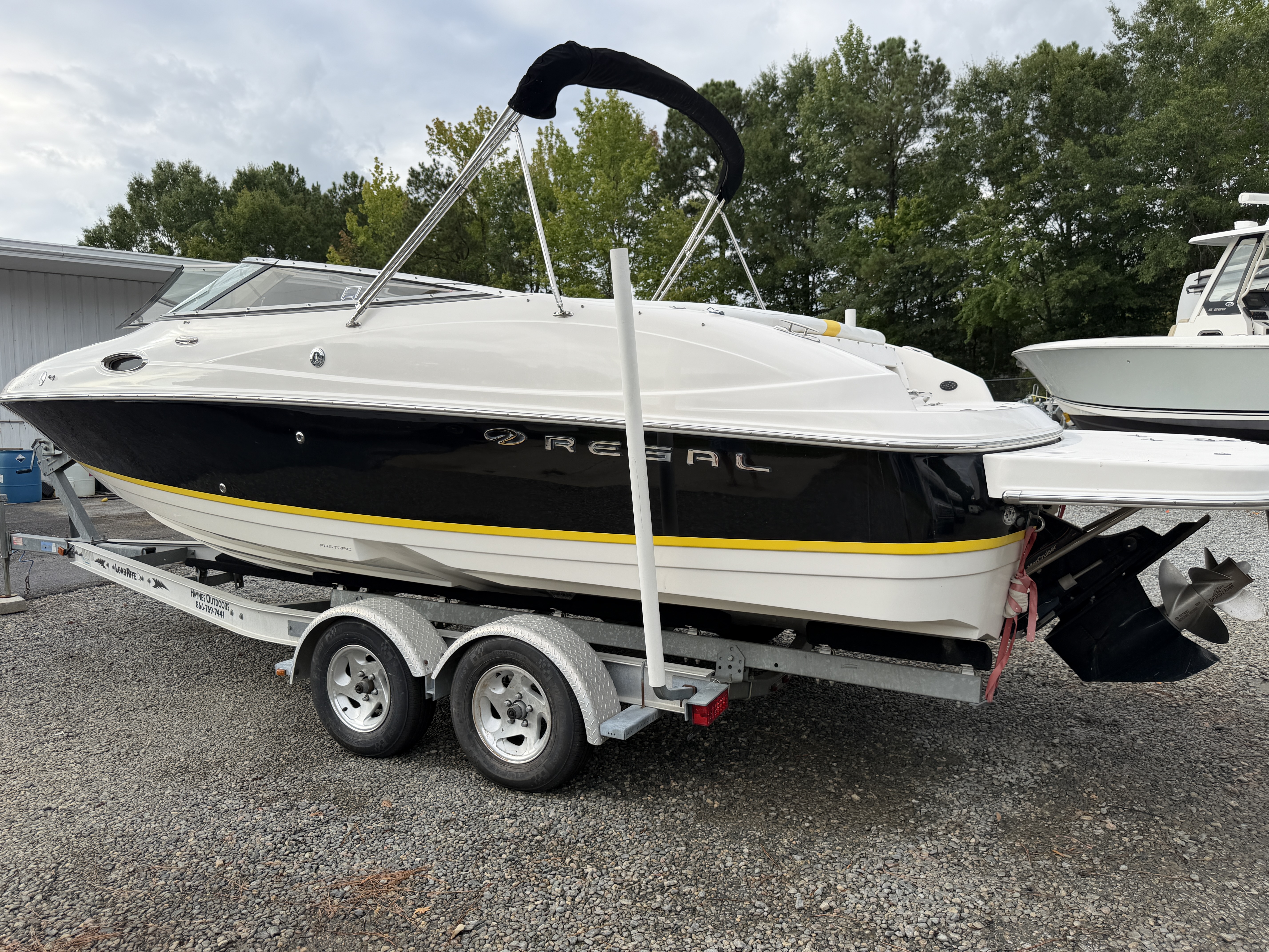 Used 2005 Regal 2400 #B-14F224T
