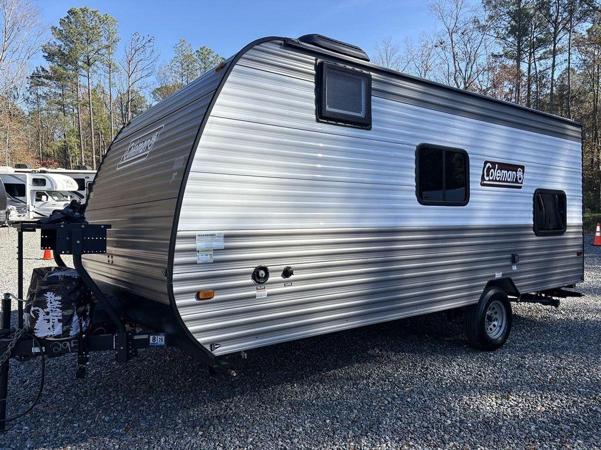 Used 2024 Coleman RV Lantern 17B