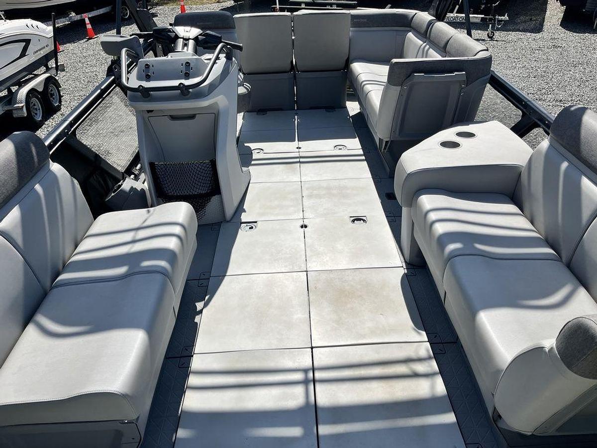Used 2022 Sea-Doo Switch Cruise 21