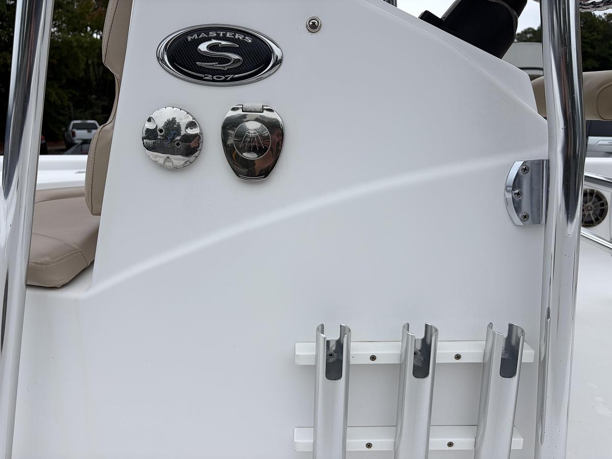 Used 2016 Sportsman Masters 207 Bay Boat