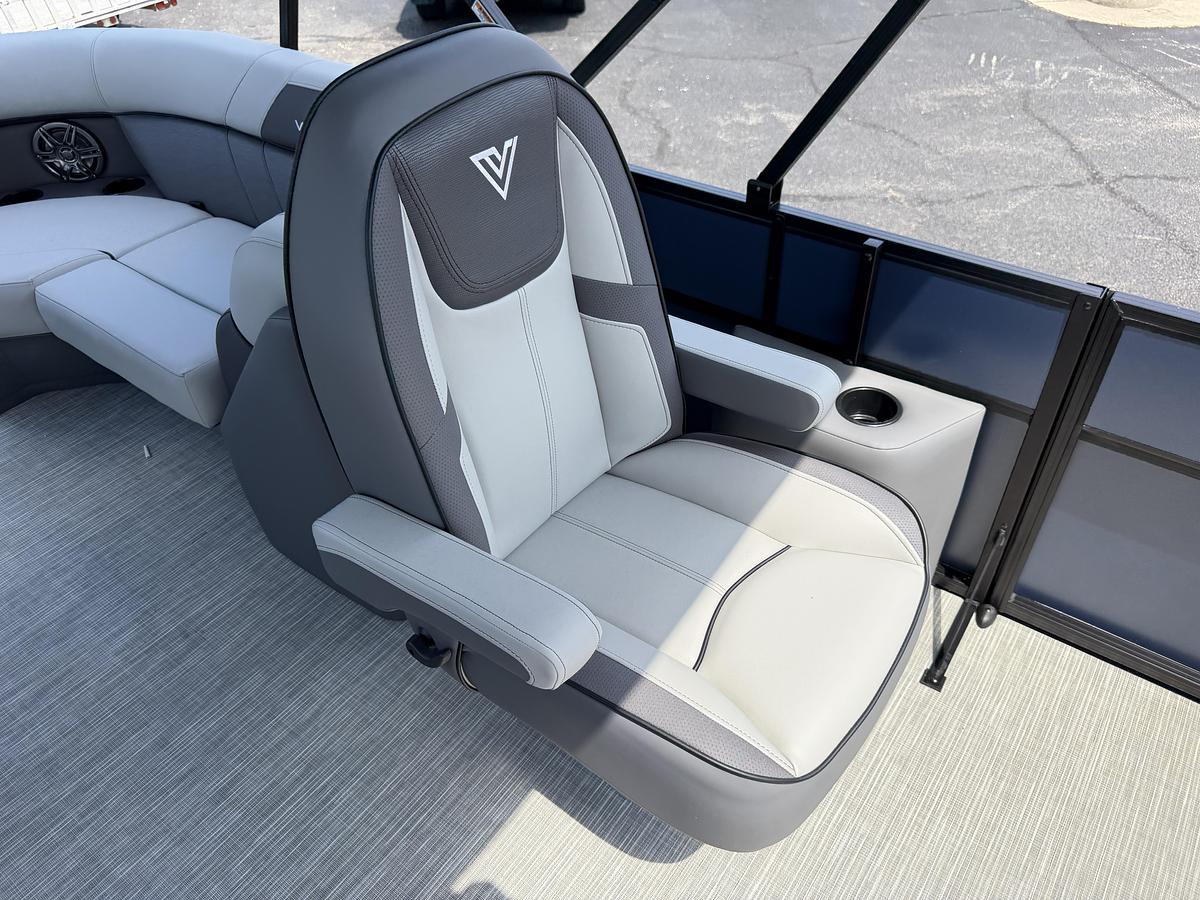 2027 Viaggio Lago V-22U