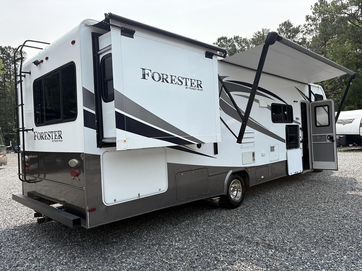 Used 2017 Forest River Forester 3011DS