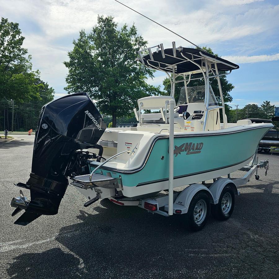 Used 2022 Mako Marine 214 CC