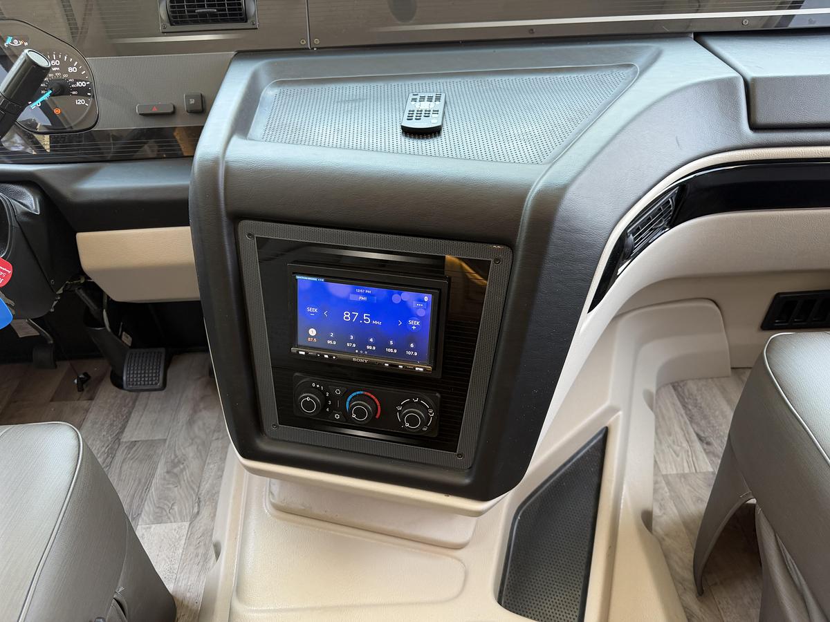Used 2023 Jayco precept 31UL