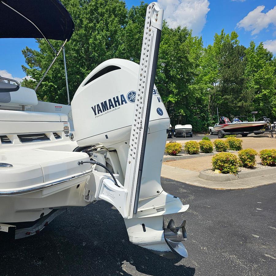 Used 2020 Chaparral 257 SSX