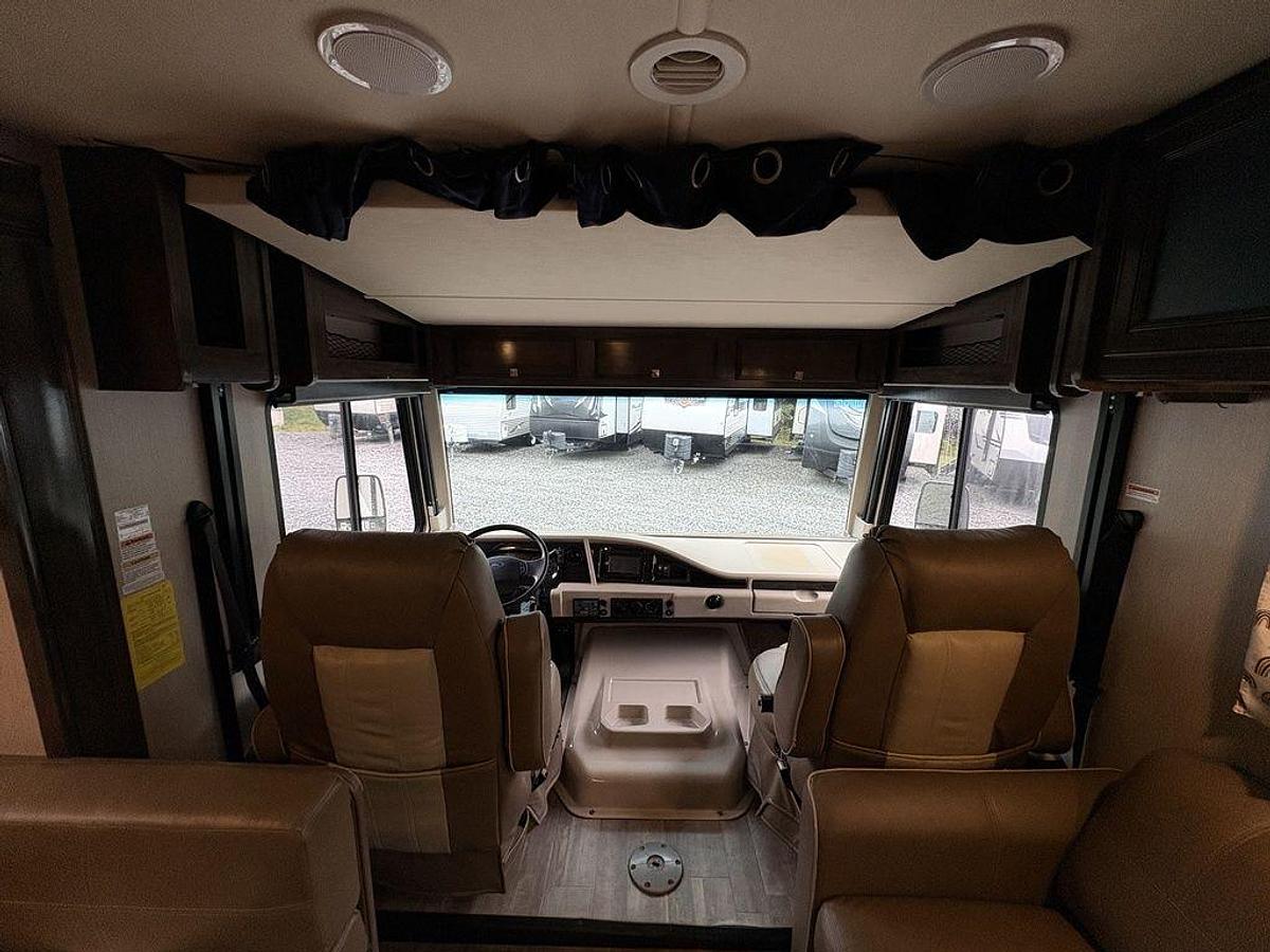 Used 2020 Holiday Rambler Admiral 34J