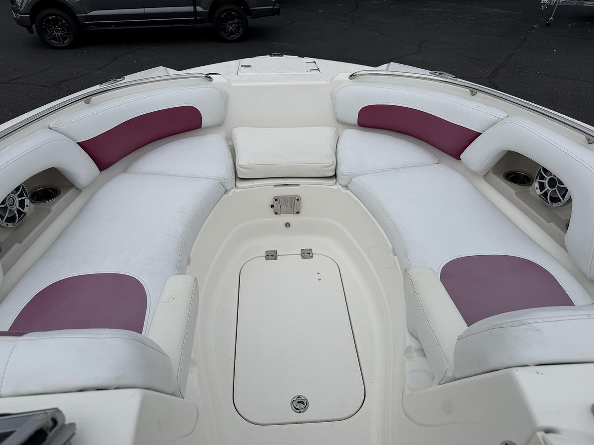 Used 2012 Chaparral 264 Sunesta