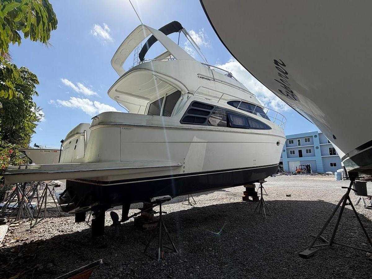 Used 2003 Carver Yachts 360 Sport Sedan