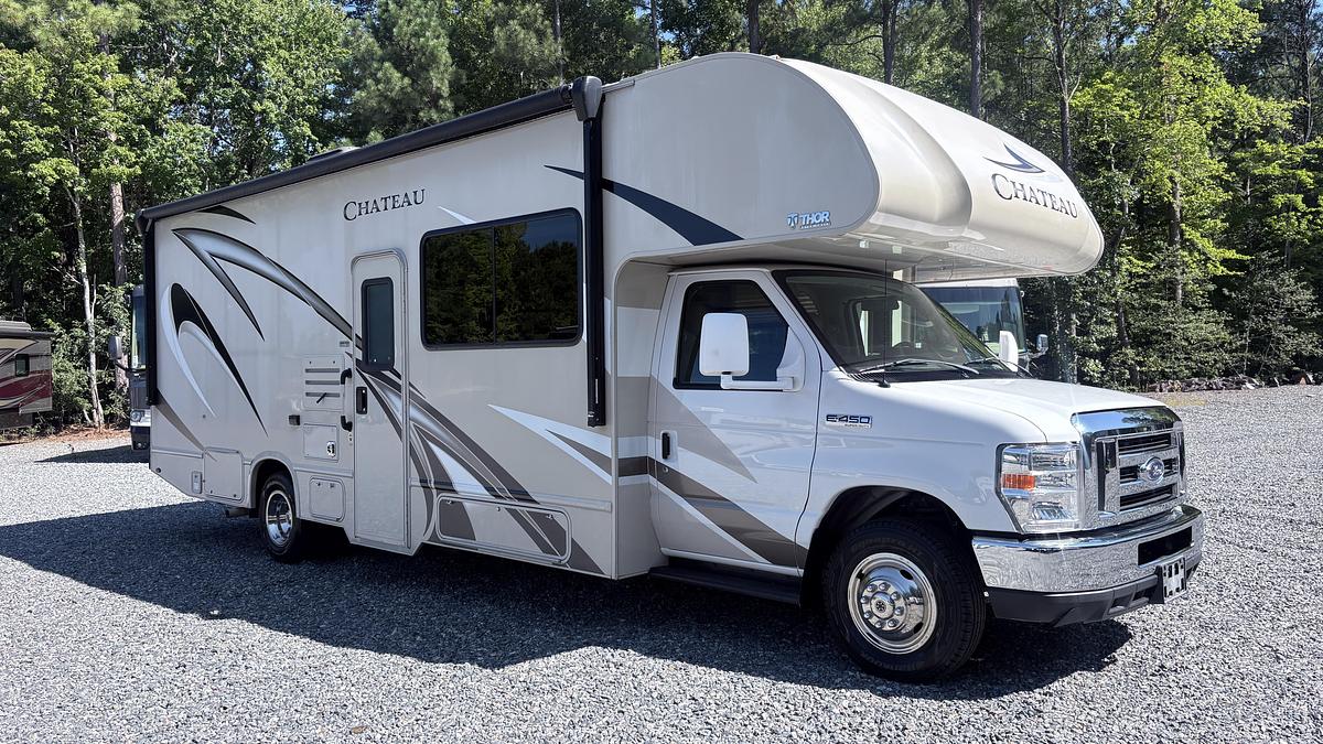 Used 2020 Thor Chateau