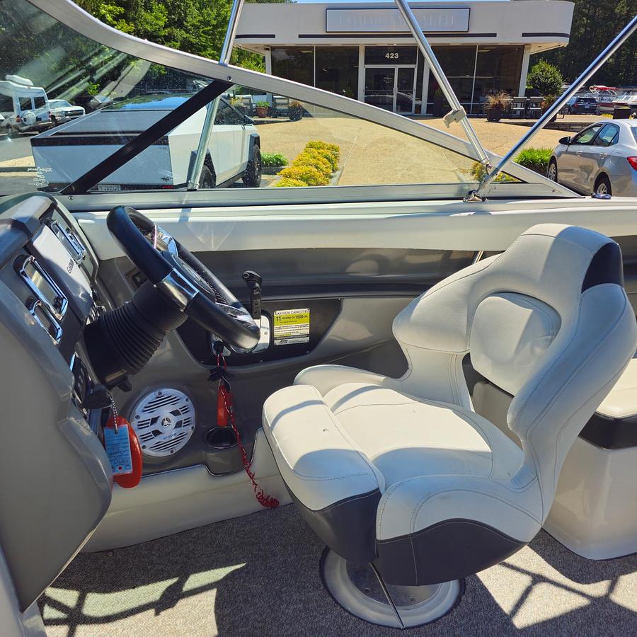 Used 2013 Chaparral 216 SSI