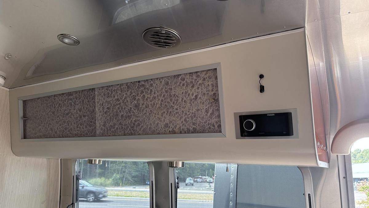 Used 2019 Airstream International Serenity