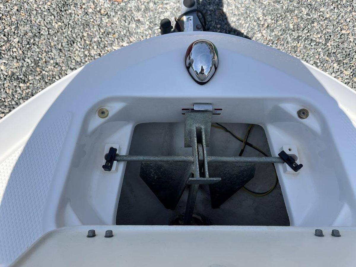 Used 2016 Chaparral 21 H2O Sport