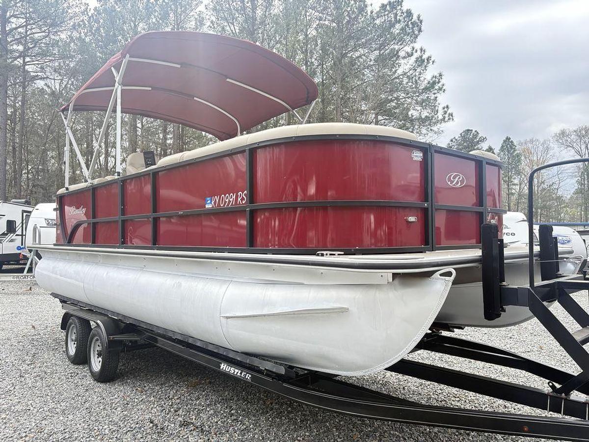 Used 2022 Bentley Pontoons Bentley 220 Navigator