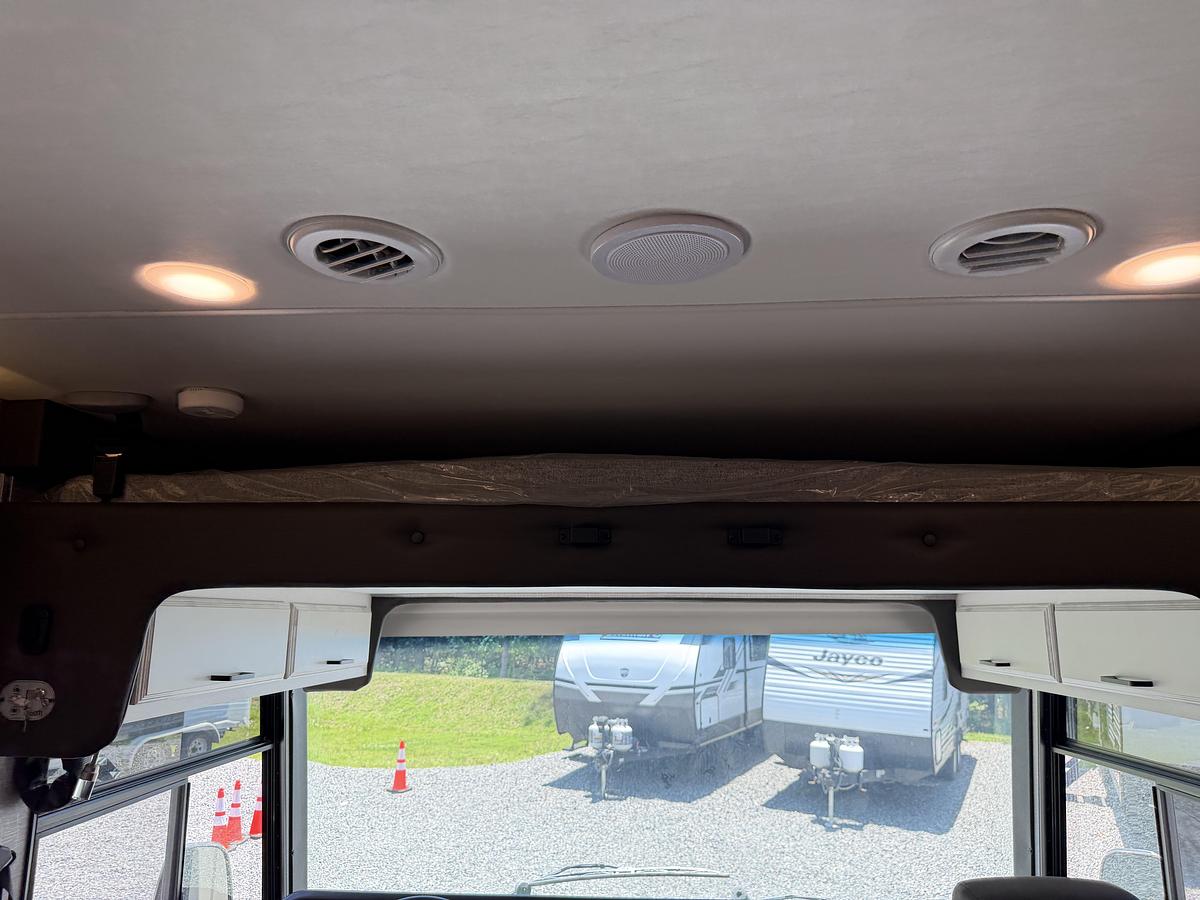 Used 2023 Jayco precept 31UL