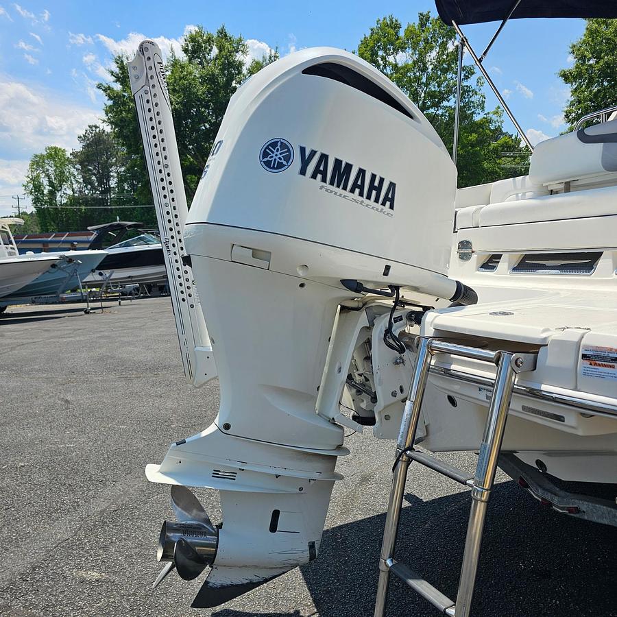 Used 2020 Chaparral 257 SSX