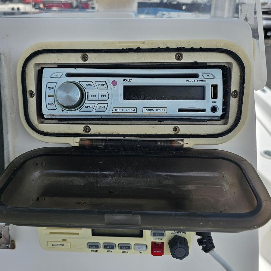 Used 2014 Tidewater 2200 Carolina Bay