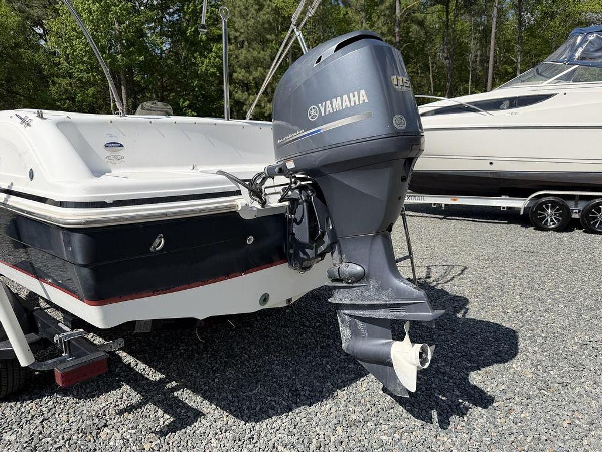 Used 2012 Hurricane Sundeck 188
