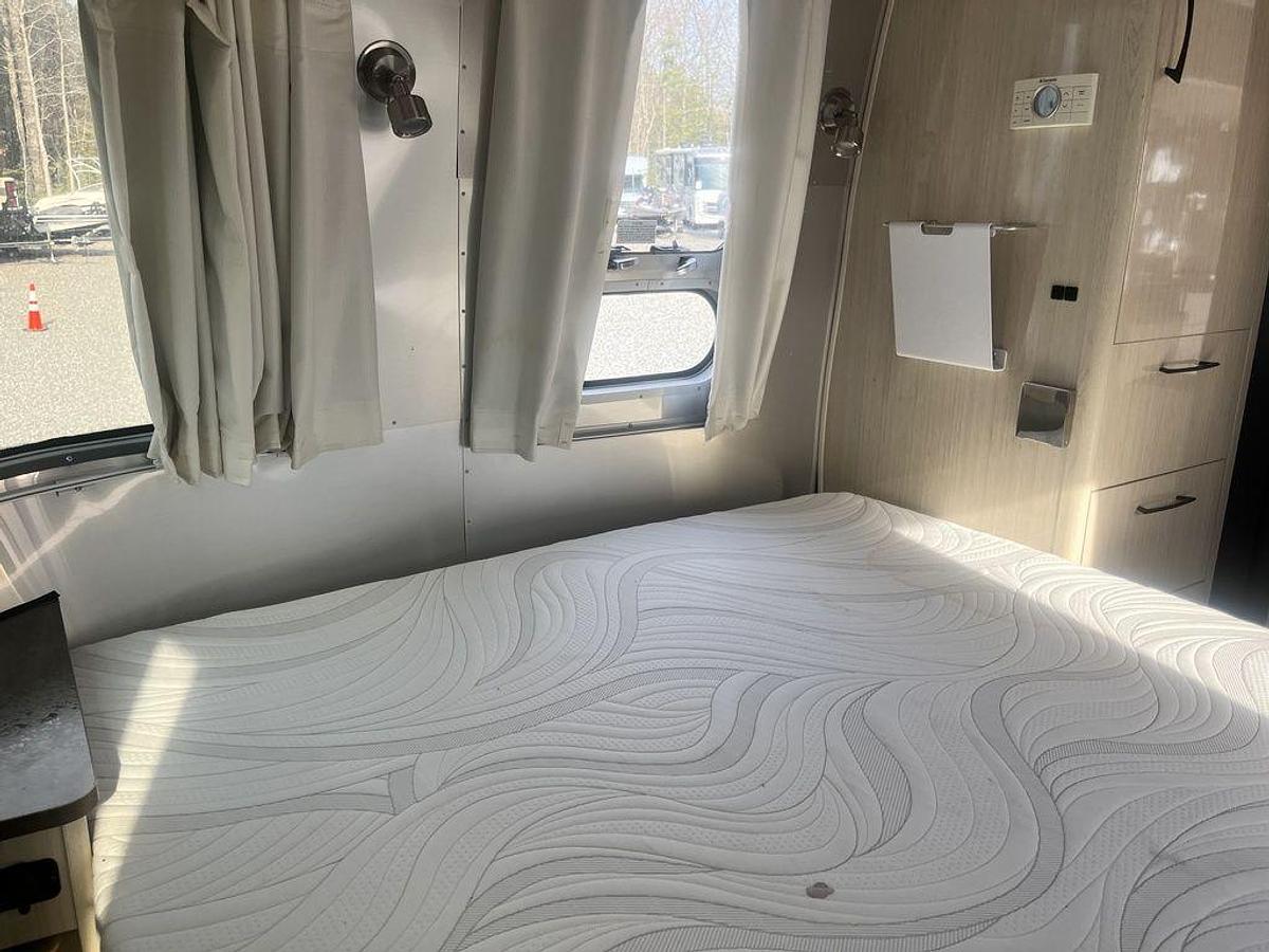 Used 2019 Airstream International Serenity
