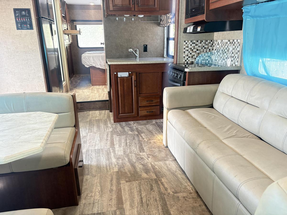 Used 2017 Forest River Forester 2861DS