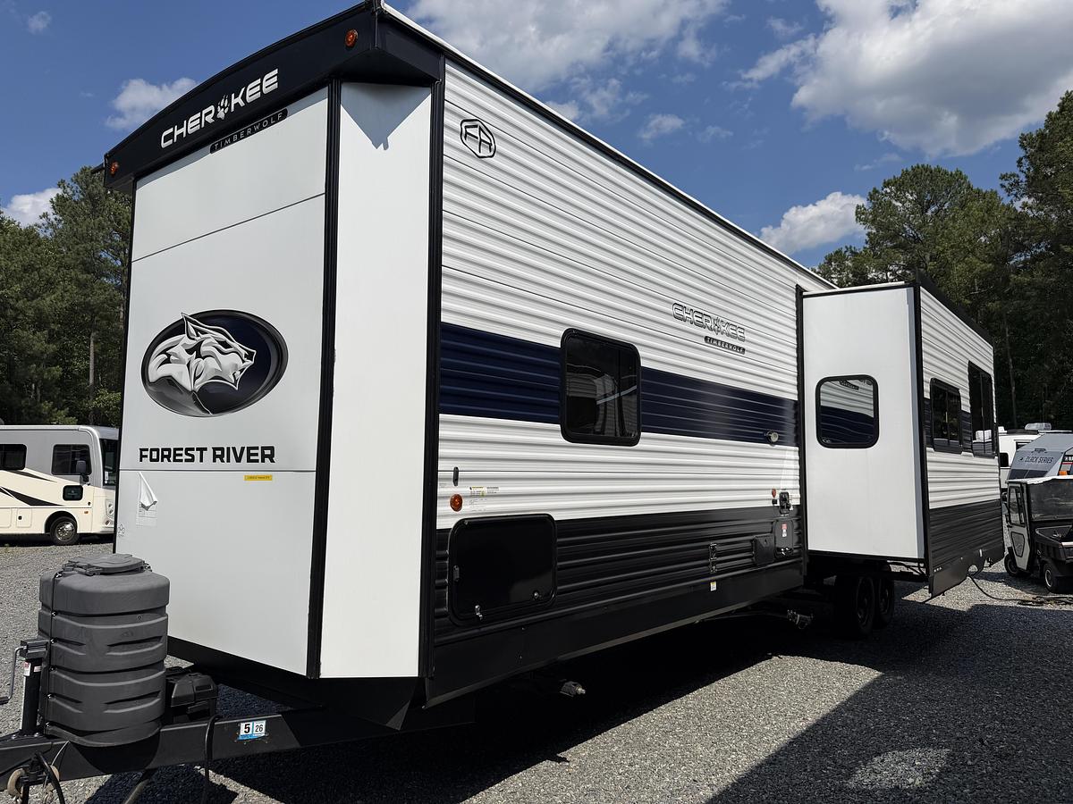 Used 2025 Forest River Cherokee Timberwolf M-39TN